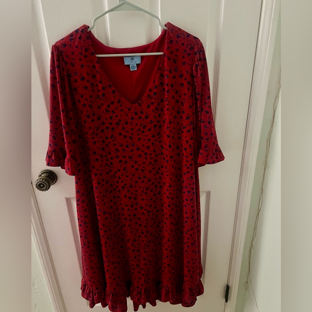 CeCe Size 2X Red Dress with Floral Print, Ruffled Bottom and Sleeves, Breezy